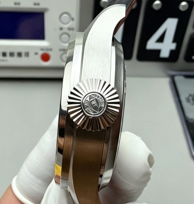 IWC時計コピーIW500401側面ケース