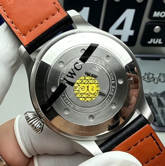IWC時計コピーIW500401裏蓋