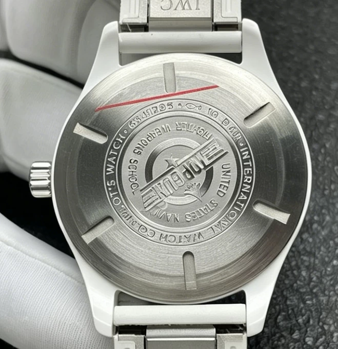 ブランドIWC時計コピーIW328104裏蓋