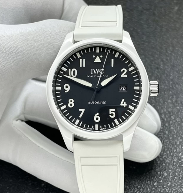 ブランドIWC時計コピーIW328104正面