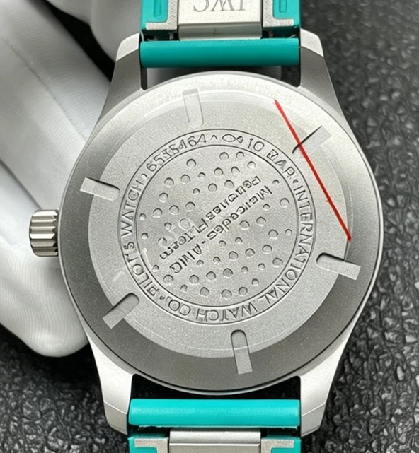 ブランドIWC時計コピーIW328210裏蓋