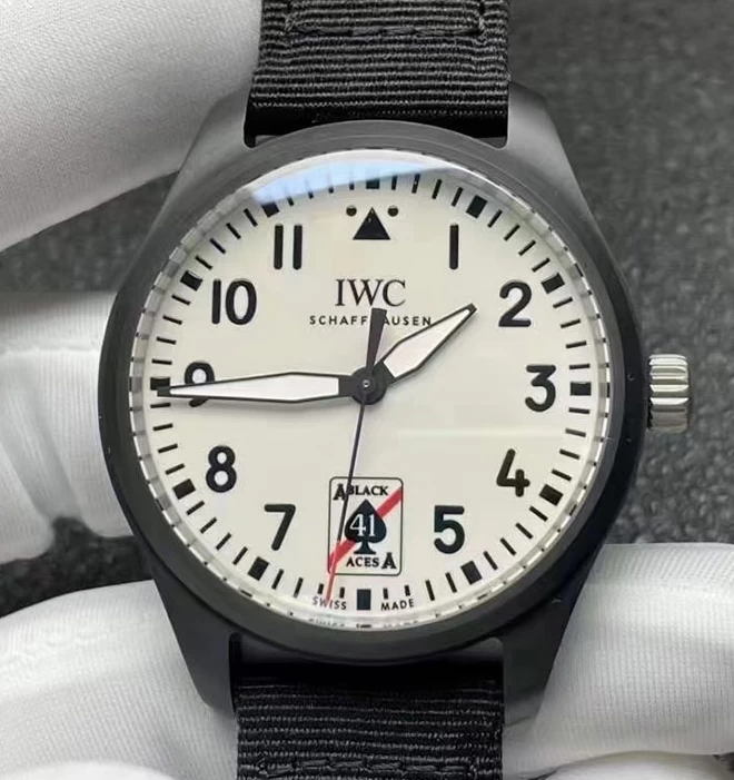 IWC時計コピーIW326905正面