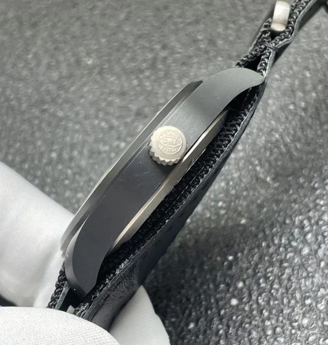 IWC時計コピーIW324705側面ケース