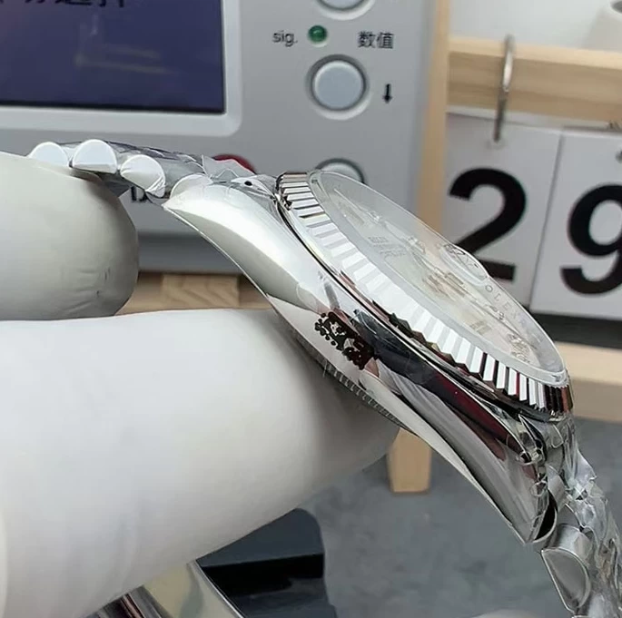 ロレックス M126234-0020 時計コピー(4/6)