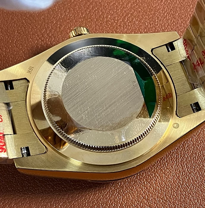 ロレックスコピー時計218238A裏蓋