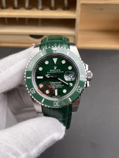VS製 ロレックス サブマリーカスタムグリーンレザーストラップ  (116610LV)3135ムーブメント