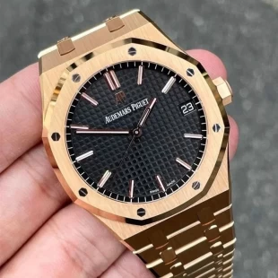 知名度はNo.1オーデマピゲ ロイヤルオーク時計コピー新作入荷 15500OR.OO.1220OR.01