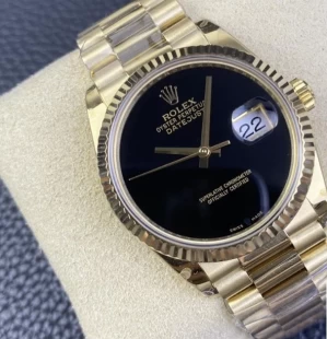 ロレックスレプリカ デイトジャスト36mm ゴールド　Cal.3235ムーブメント搭載