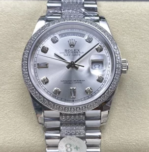 8+工場配重版 ROLEXコピーデイデイト 36ｍｍ シルバー ダイヤ入れ ETA2834ムーブメント