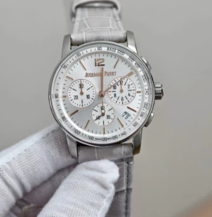 APSオーデマピゲスーパーコピー コード 11.59クロノグラフ 26393-01ホワイト レザーベルト