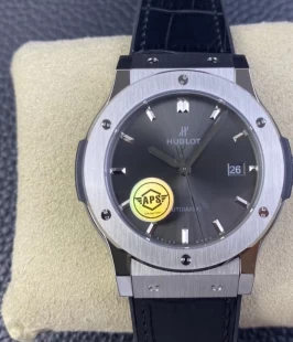 APS工場ウブロクラシック・フュージョン42MMチタニウム グレー HB82206