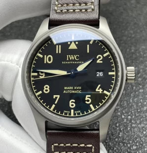 ブランドコピーIWC インターナショナルパイロット絶妙時計 IW327006